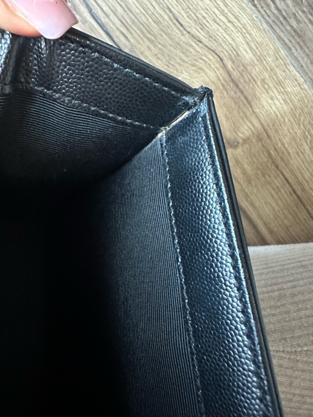 SAINT LAURENT KATE MEDIUM CHAIN BAG WITH TASSEL IN GRAIN - Picture 5 of 17
